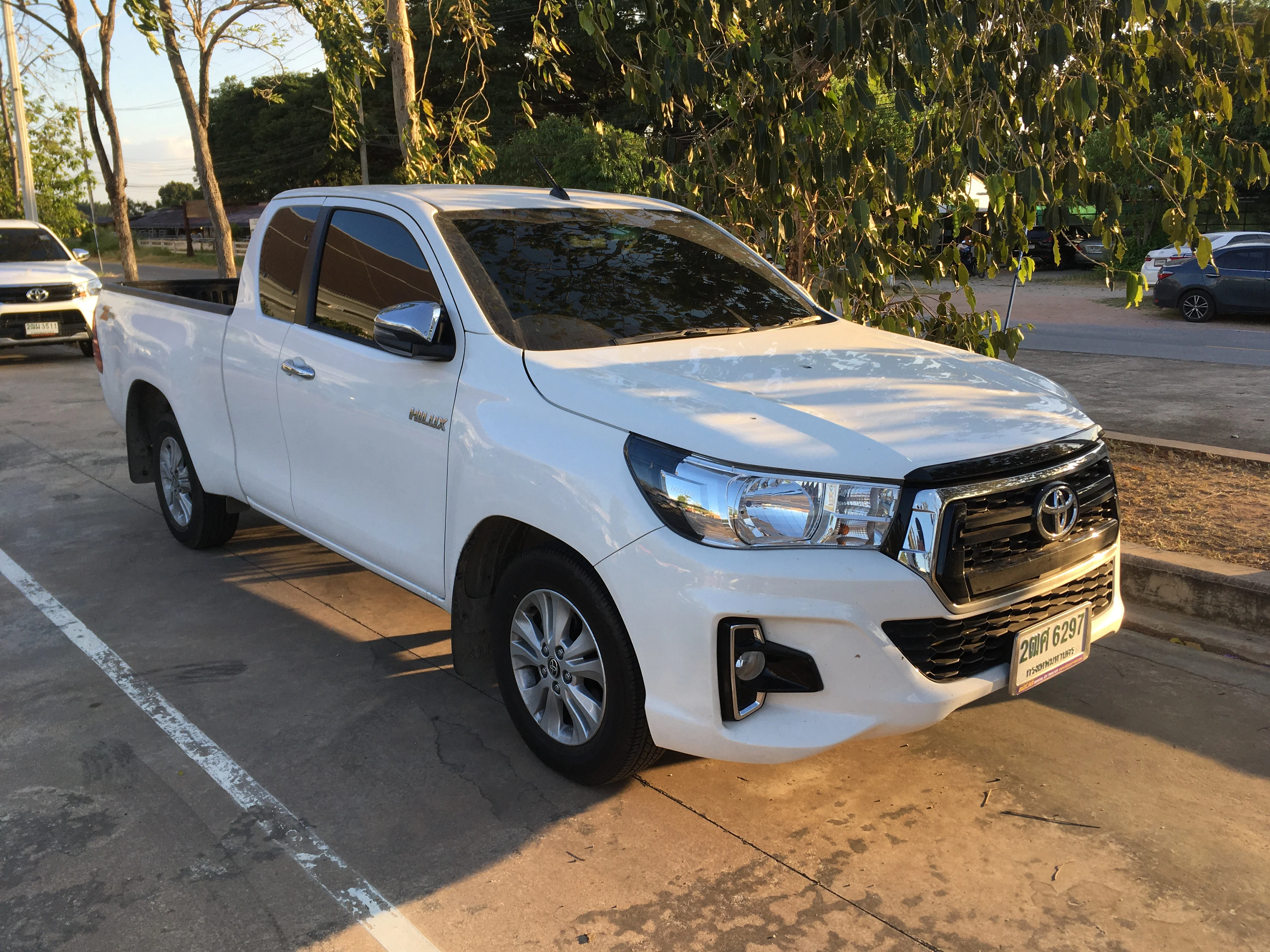 Toyota Hilux Revo 4x4 for outstation tours and corporate project rentals